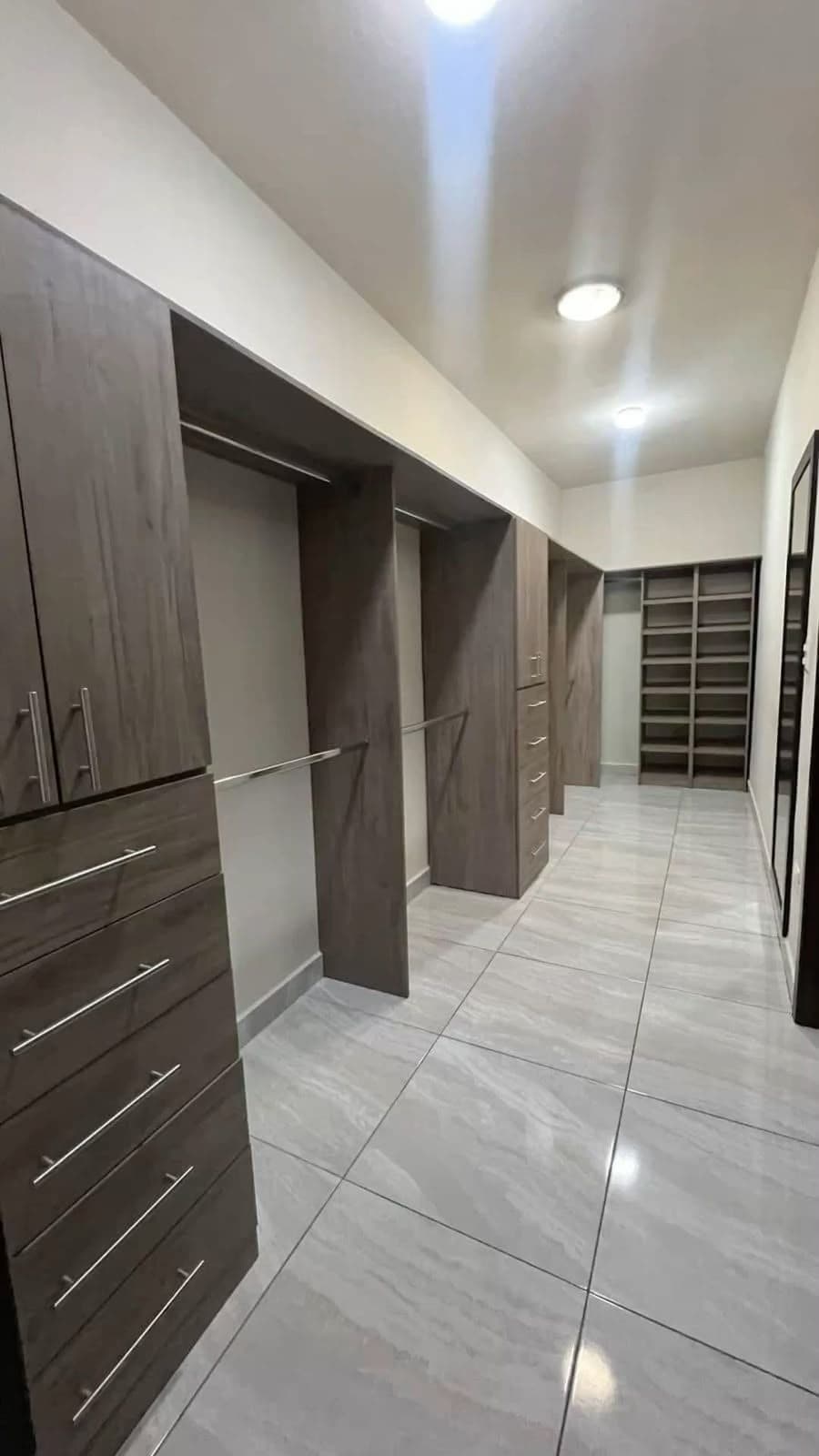 Walk-in closet personalizado